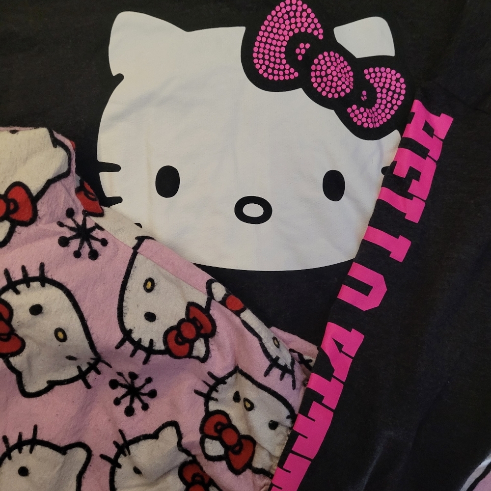 Hello Kitty lounge set